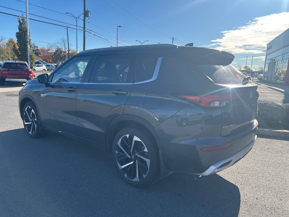 Mitsubishi Outlander Plug-In Hybrid SEL 2025-3