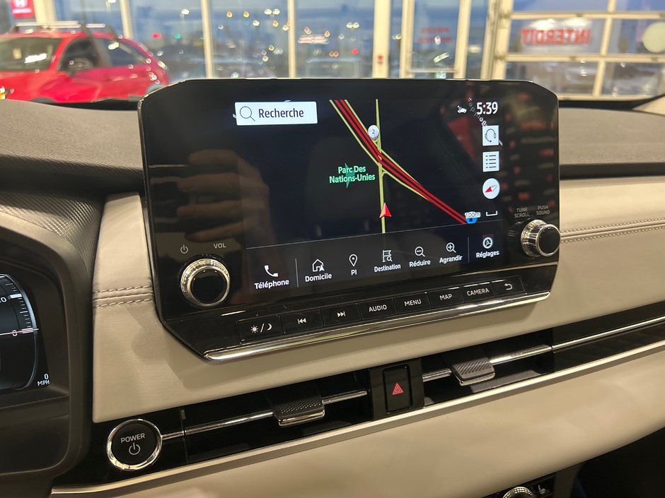 Mitsubishi Outlander Plug-In Hybrid SEL 2025-29