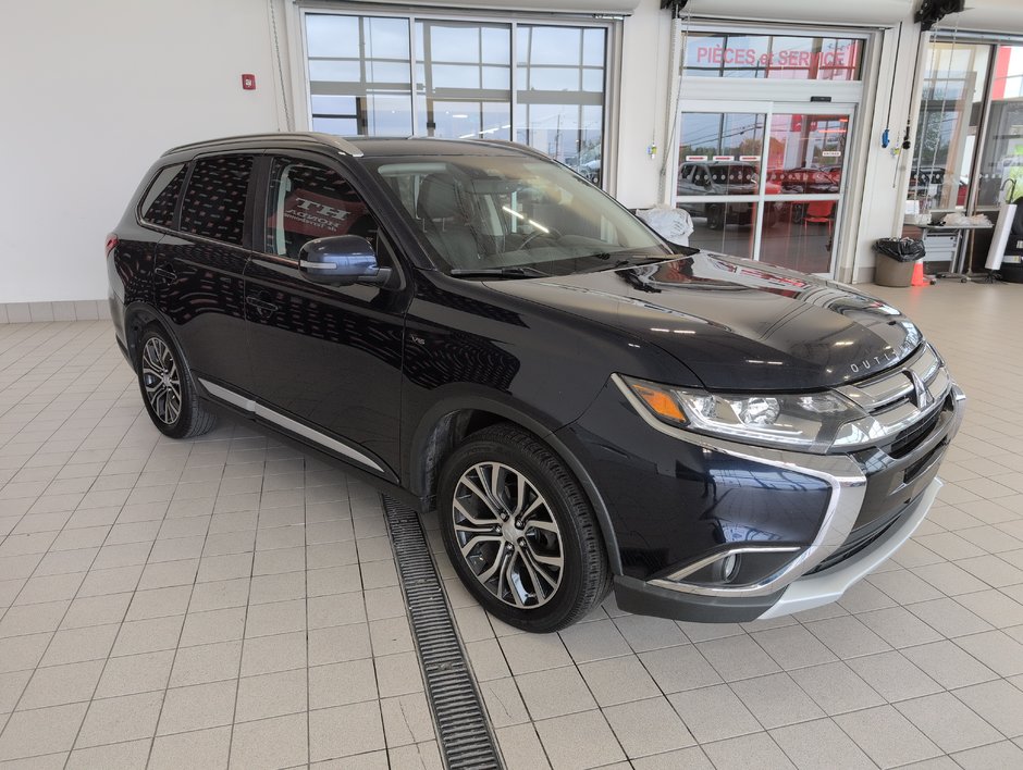 Mitsubishi Outlander GT 2017-1