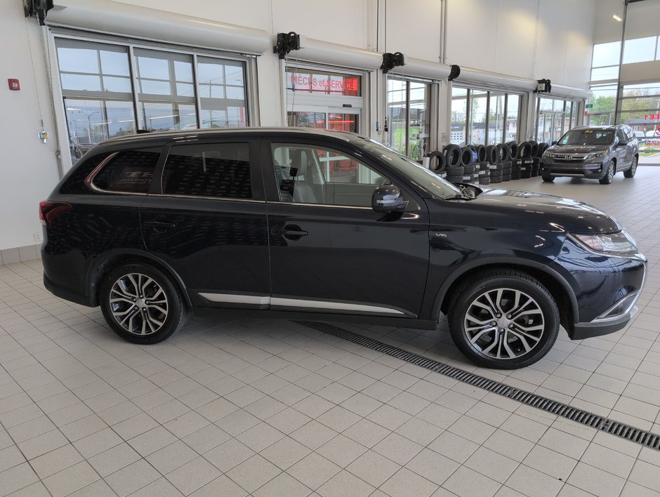 Mitsubishi Outlander GT 2017-7