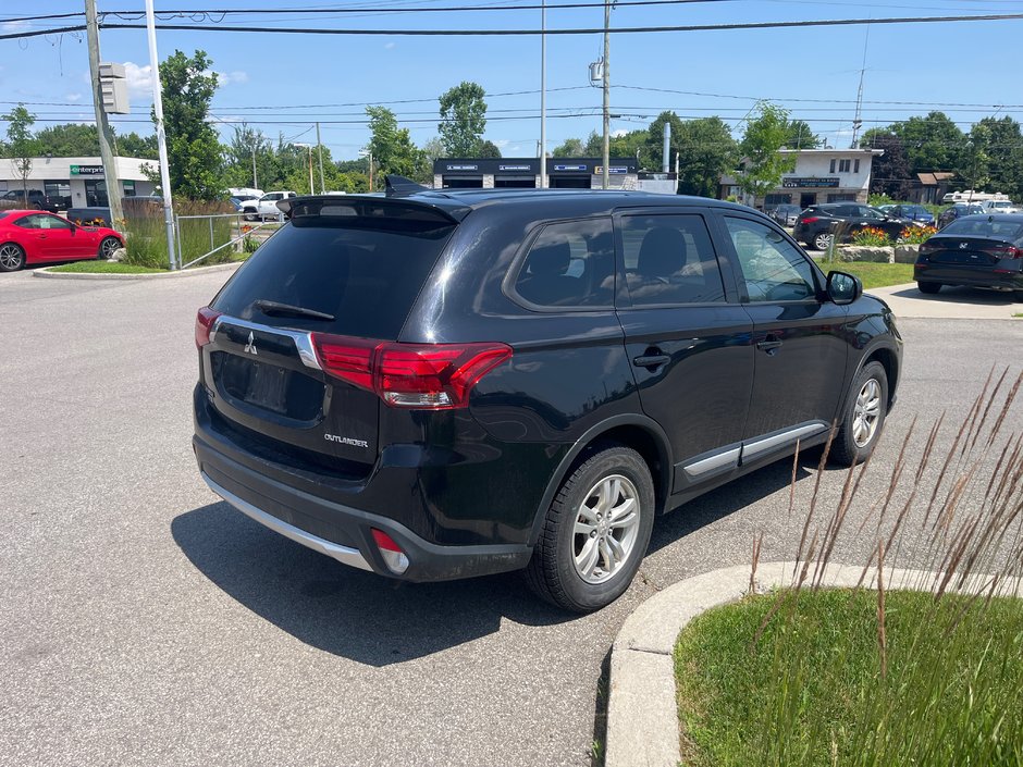 2018 Mitsubishi Outlander ES-7