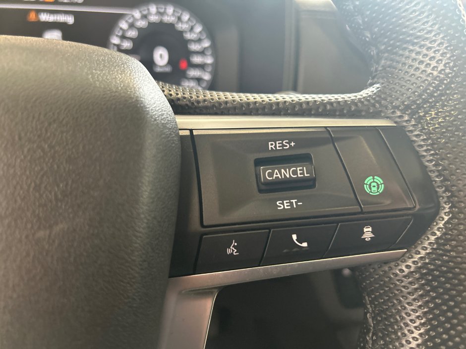 Mitsubishi Outlander GT 2023-32
