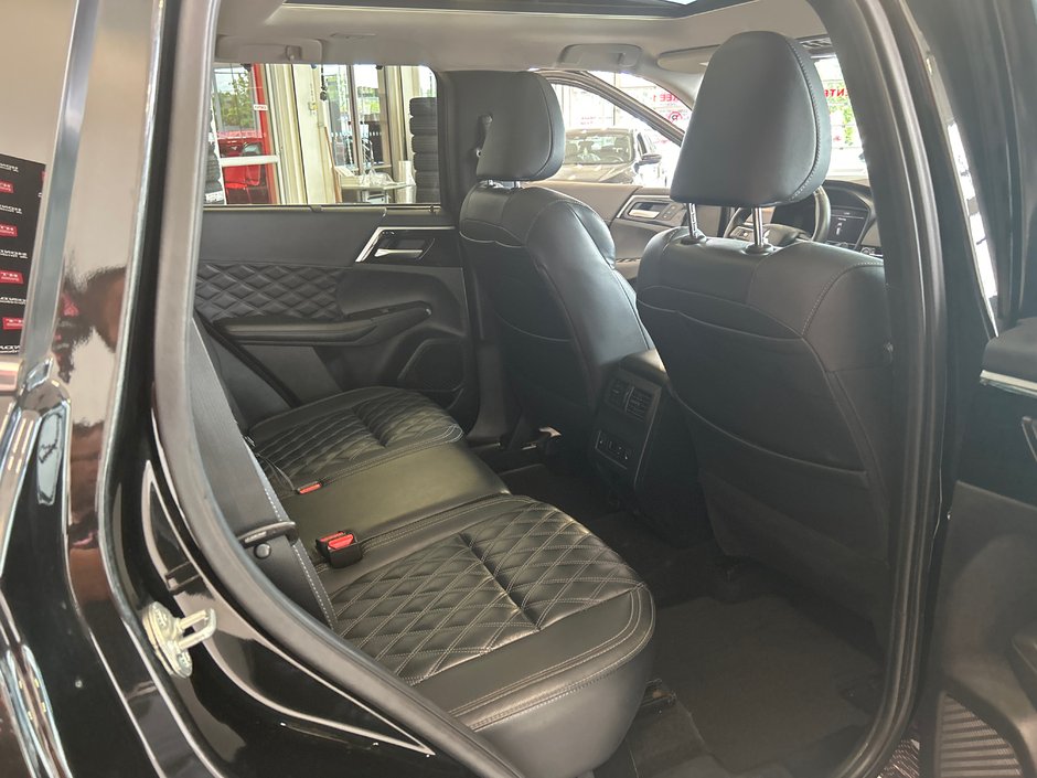 Mitsubishi Outlander GT 2023-12