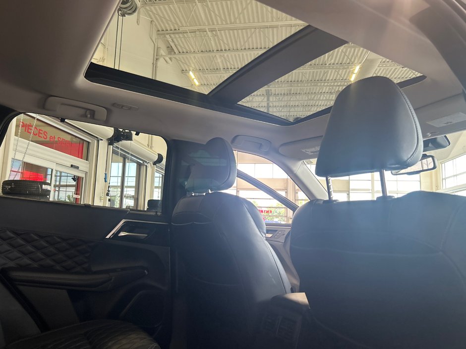 Mitsubishi Outlander GT 2023-14