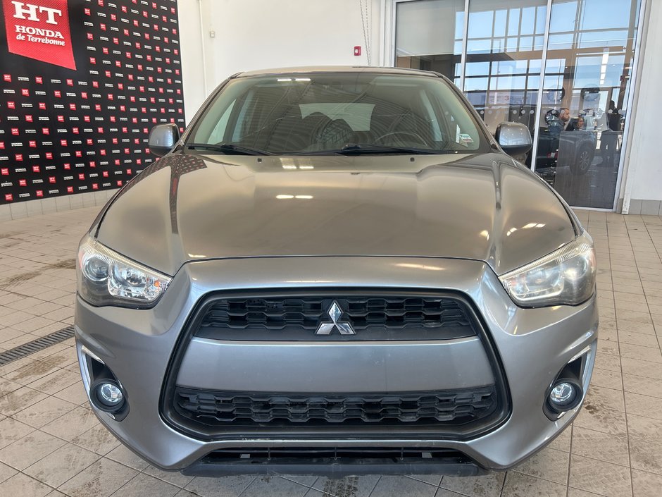 2014 Mitsubishi RVR SE-2