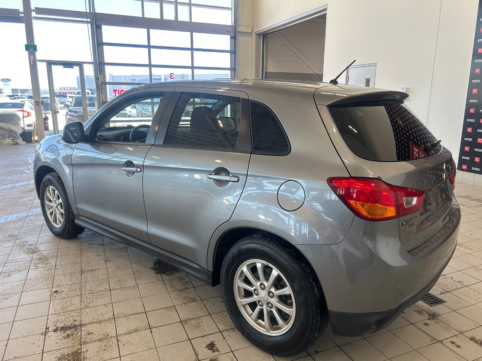 2014 Mitsubishi RVR SE-6