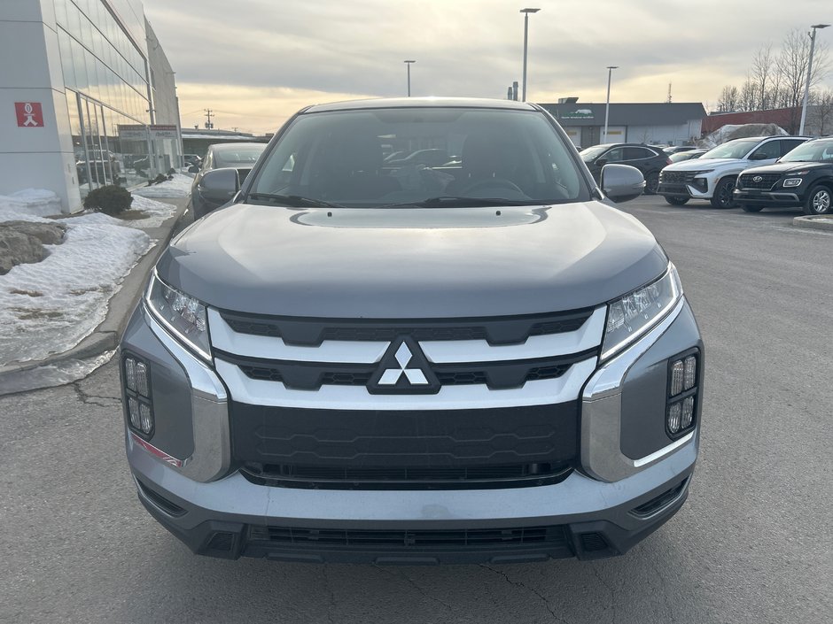 Mitsubishi RVR ES 2020-7