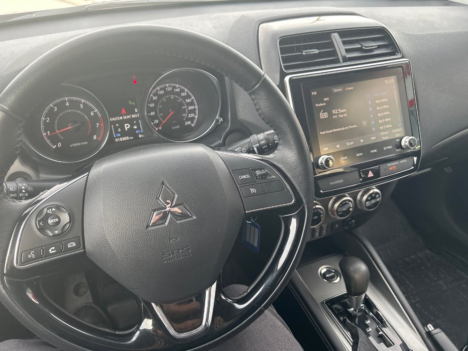 Mitsubishi RVR ES 2020-9