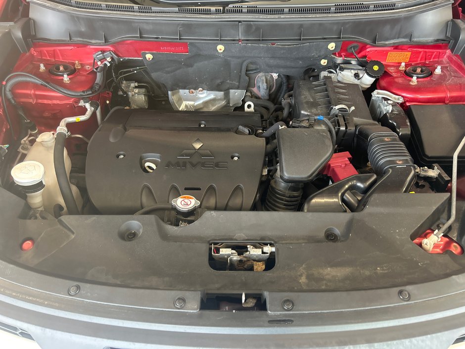 Mitsubishi RVR SE 2022-14