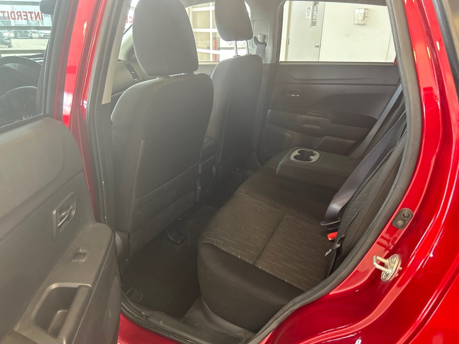 Mitsubishi RVR SE 2022-8