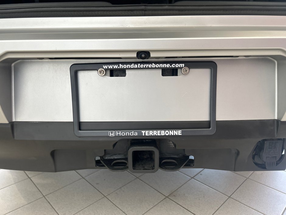 Nissan Pathfinder SL 2022-11