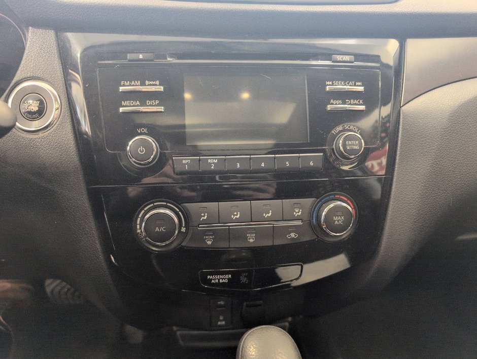 2014 Nissan Rogue SV-15