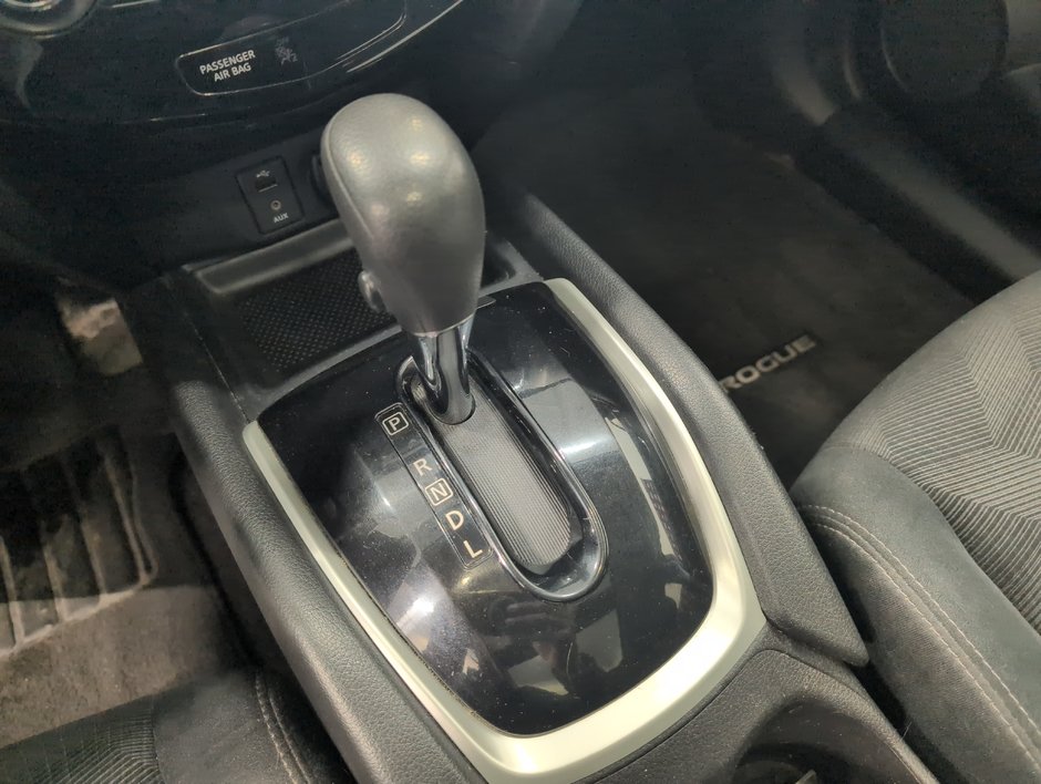 2014 Nissan Rogue SV-17