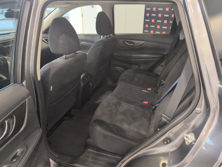 2014 Nissan Rogue SV-11