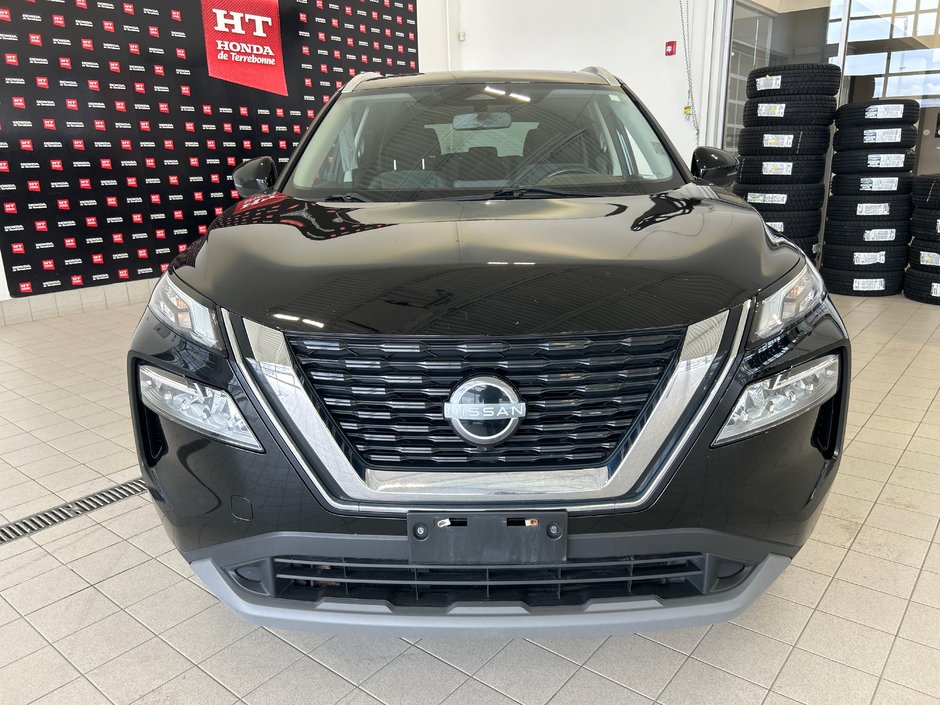 Nissan Rogue SV 2022-1