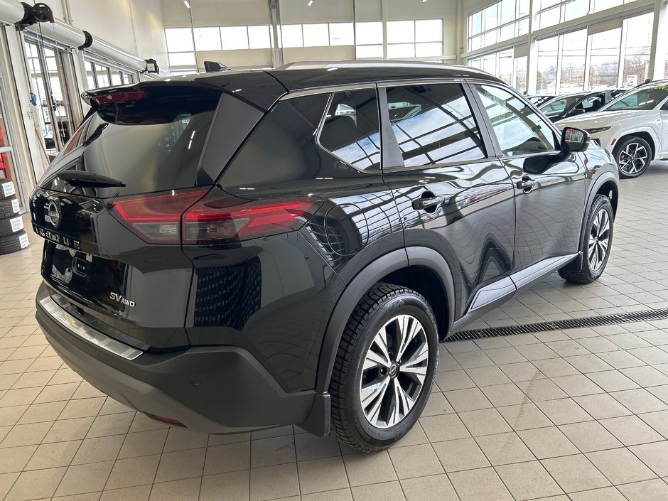 Nissan Rogue SV 2022-4