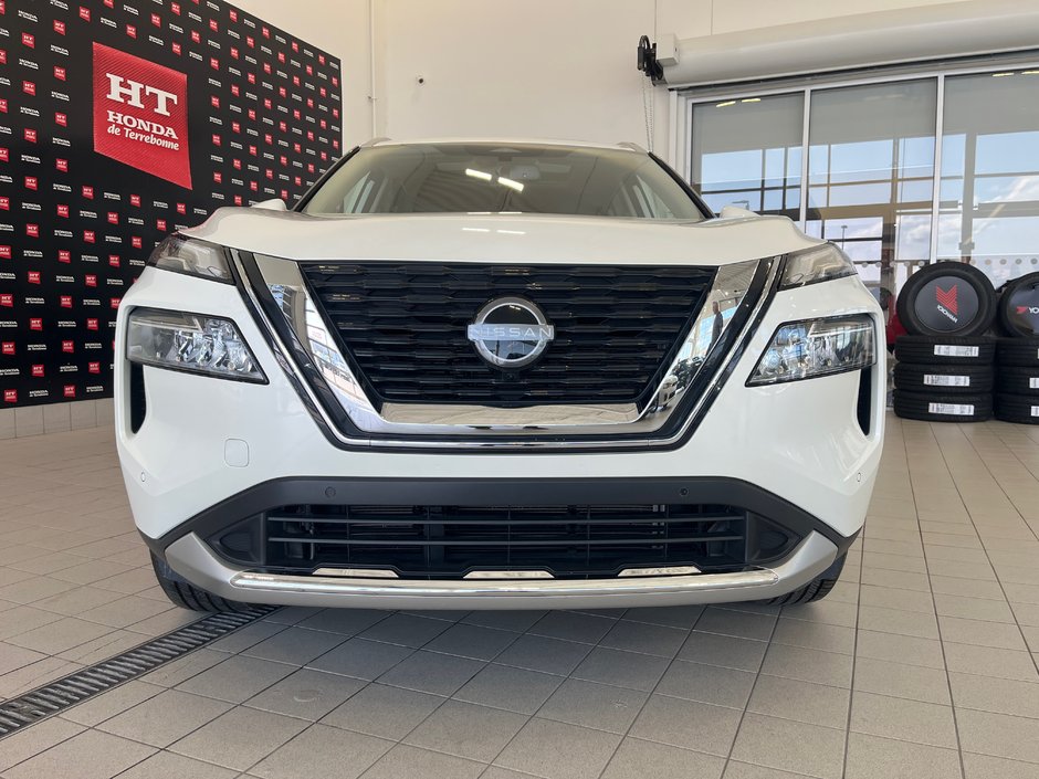 2023 Nissan Rogue Platinum-1