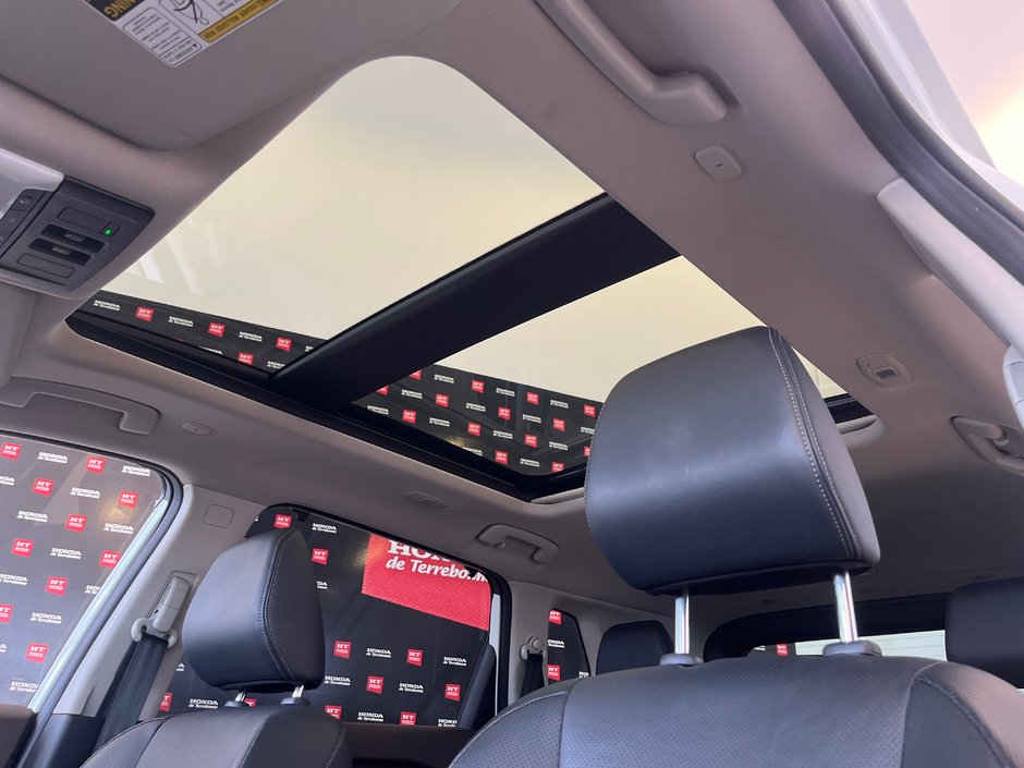 2023 Nissan Rogue Platinum-14