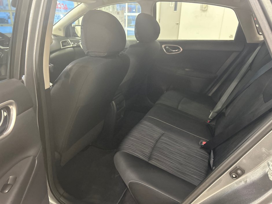 Nissan Sentra SV 2019-8