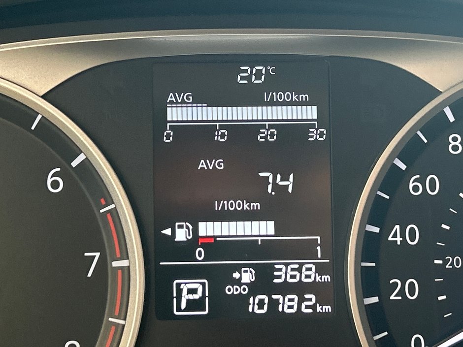 Nissan Versa S 2024-26