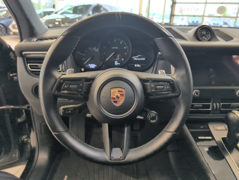 Porsche Macan GTS 2023-17