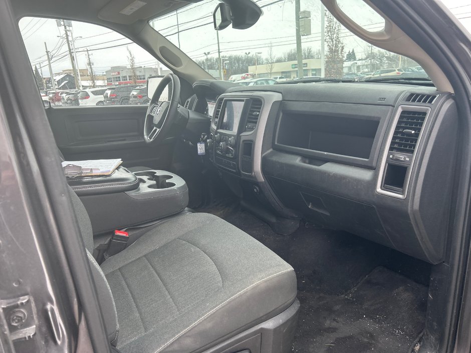 2022 Ram 1500 Classic Express-7