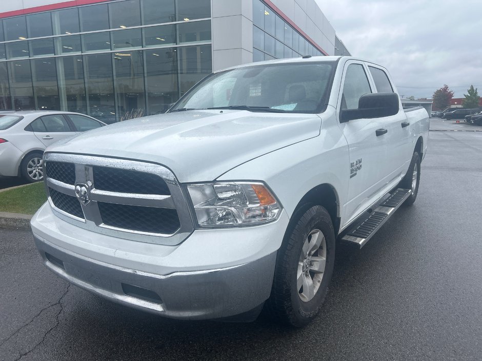 Ram 1500 Classic SLT 2023-9