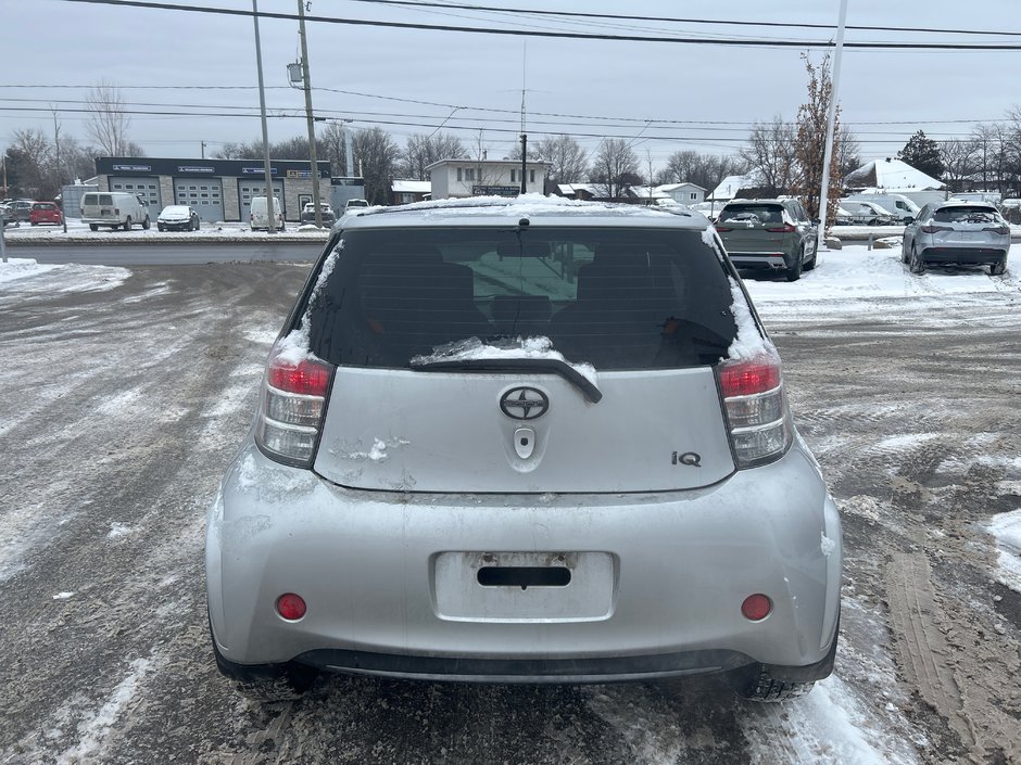 2012 Scion iQ-3