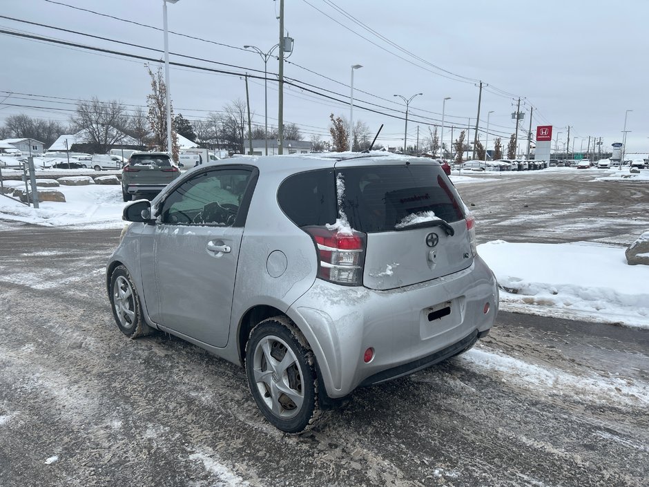 2012 Scion iQ-2