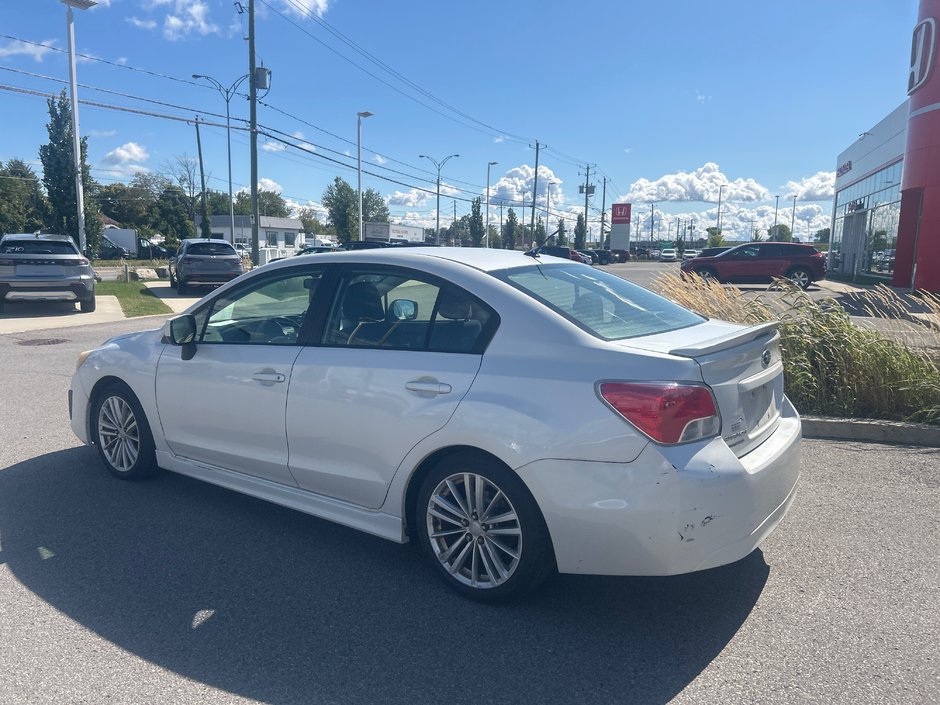 Subaru Impreza 2.0i w/Touring Pkg 2012-3