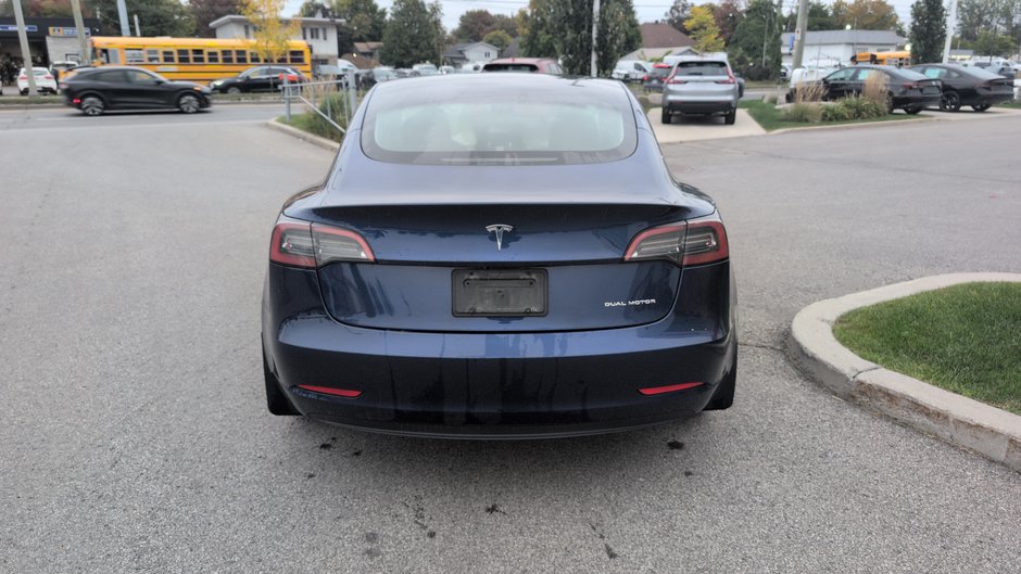 Tesla Model 3 Long Range 2023-9
