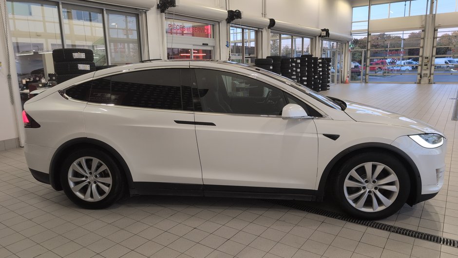 2017 Tesla Model X 75D-3