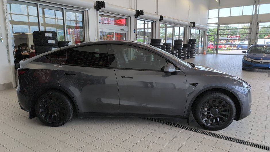 Tesla Model Y Rwd 2023-4