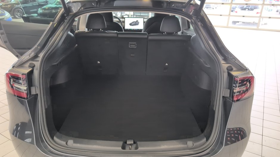 Tesla Model Y Rwd 2023-14