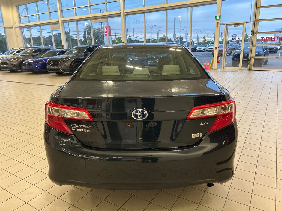 2013 Toyota Camry Hybrid LE-7