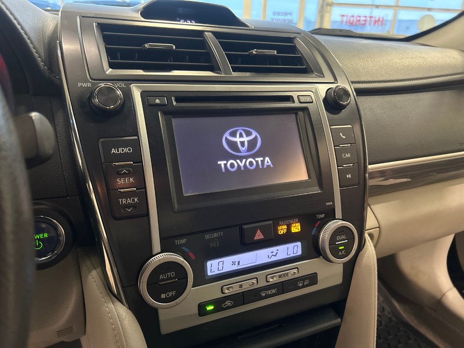 Toyota Camry Hybrid LE 2013-19