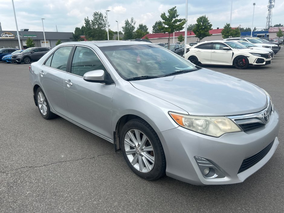 Toyota Camry XLE 2012-7