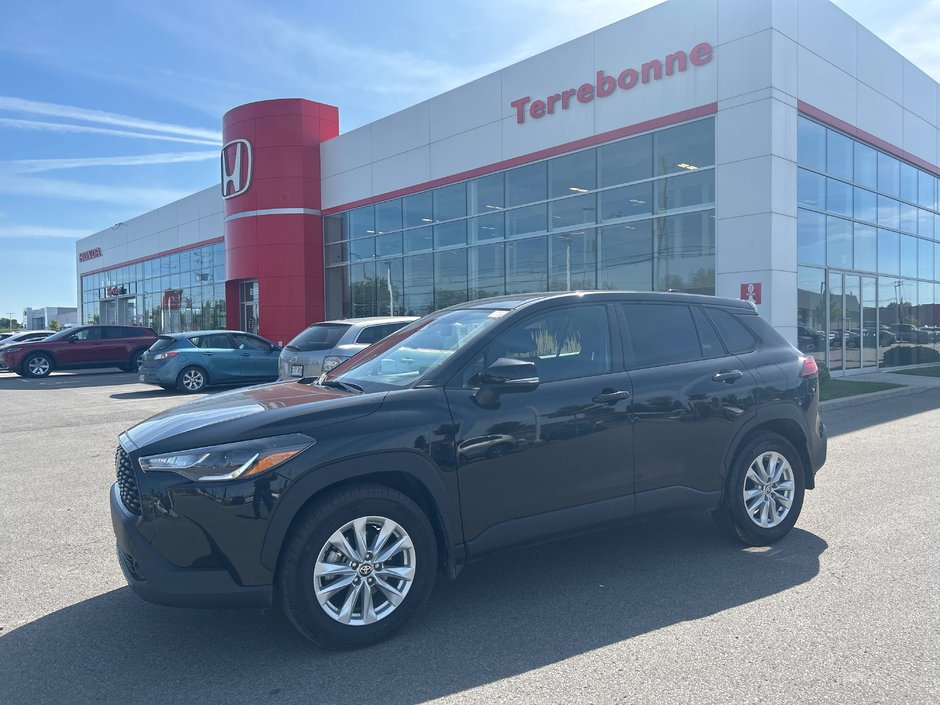 Toyota COROLLA CROSS LE 2023-0