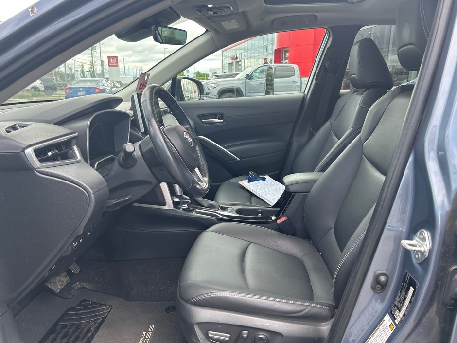 Toyota Corolla Cross XLE 2023-7