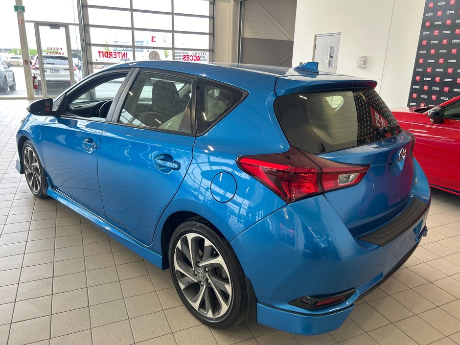 Toyota Corolla iM  2017-8