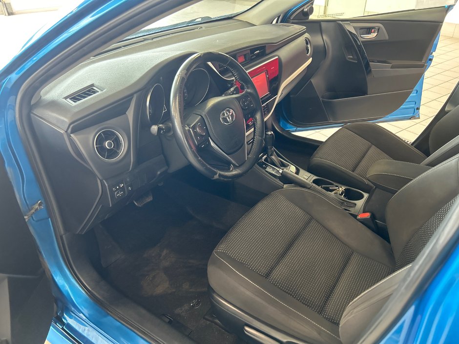 Toyota Corolla iM  2017-15