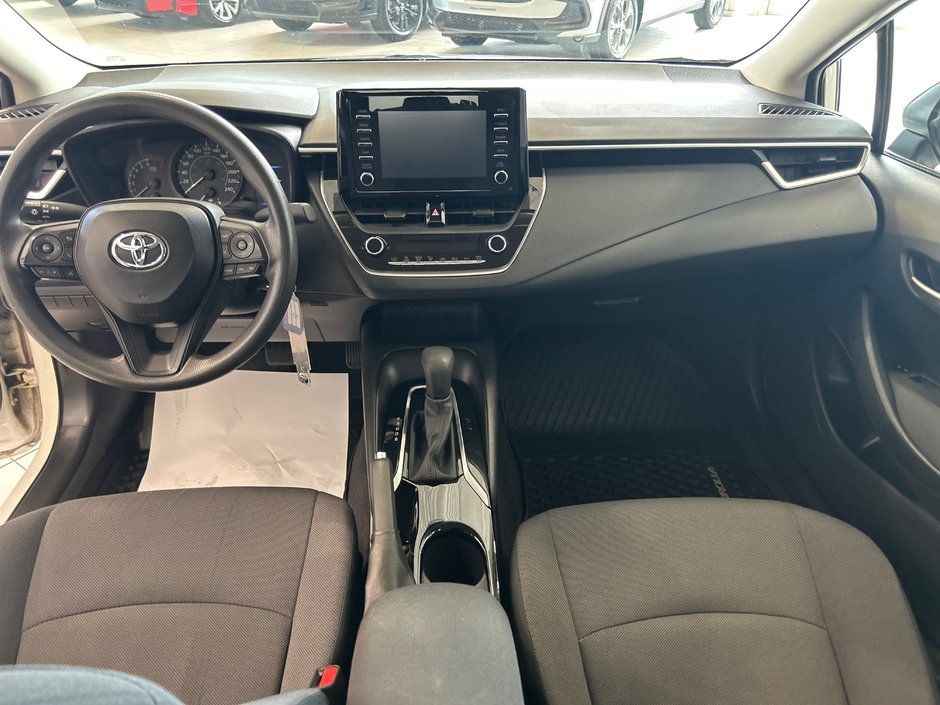 Toyota Corolla L 2020-10