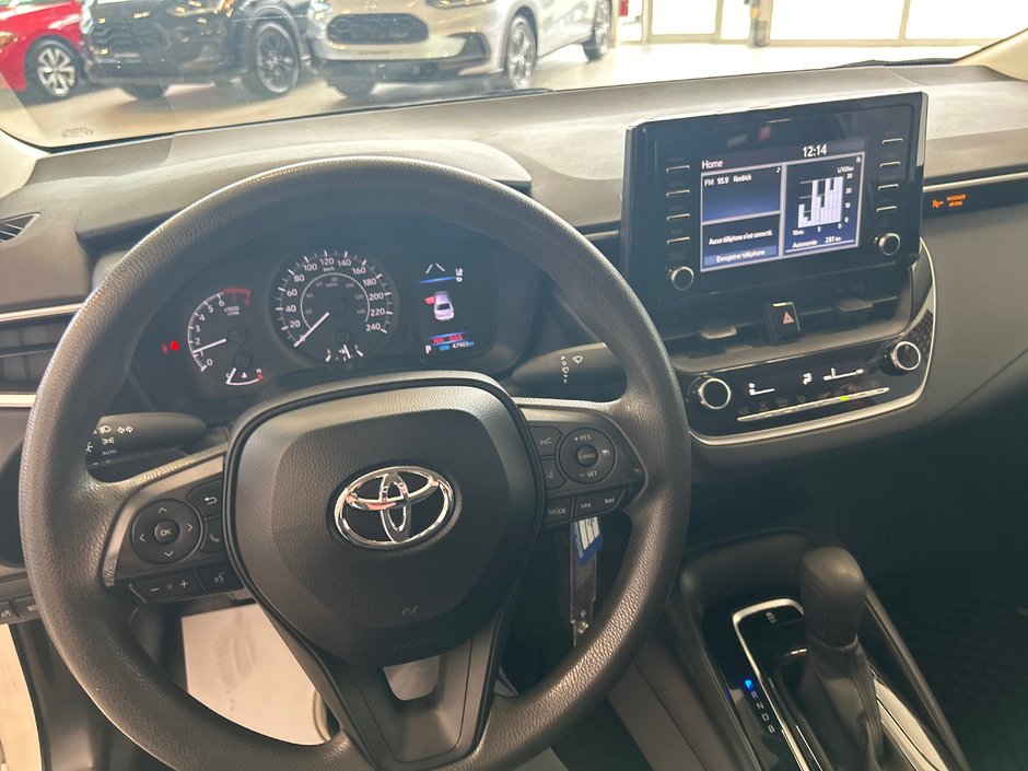 Toyota Corolla L 2020-24