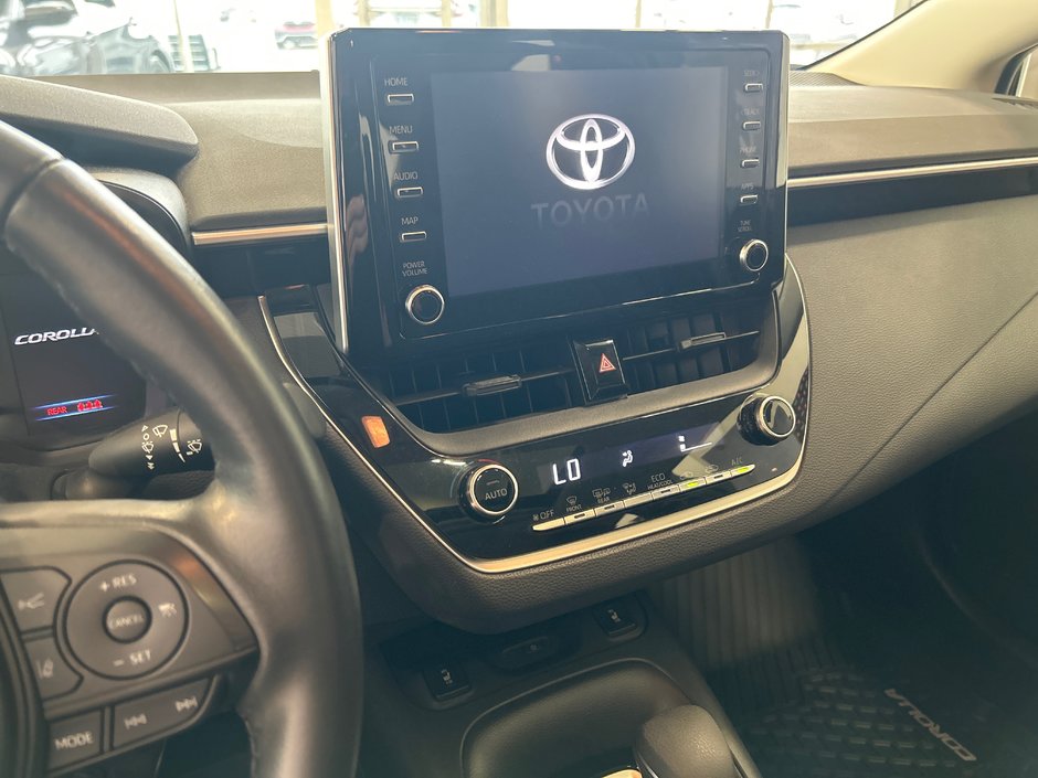 Toyota Corolla LE 2021-22