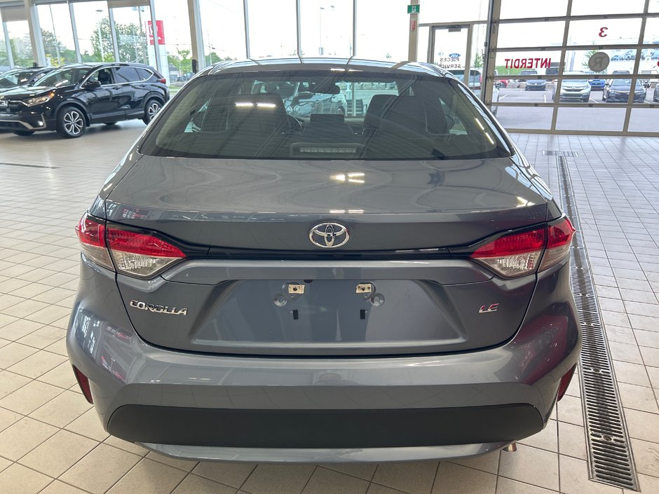 Toyota Corolla LE 2021-6