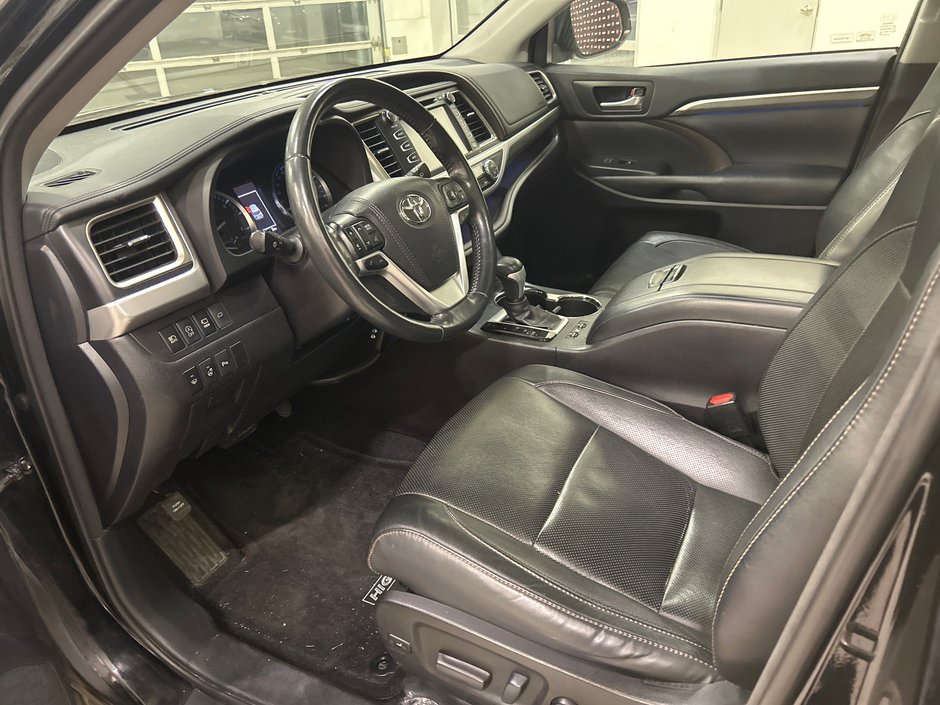 2017 Toyota Highlander Limited-2