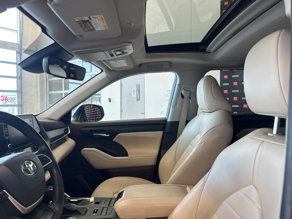2022 Toyota Highlander XLE-22