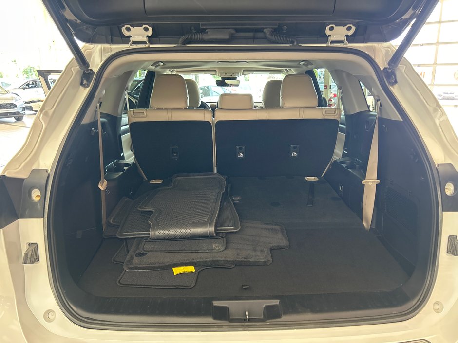2022 Toyota Highlander XLE-9