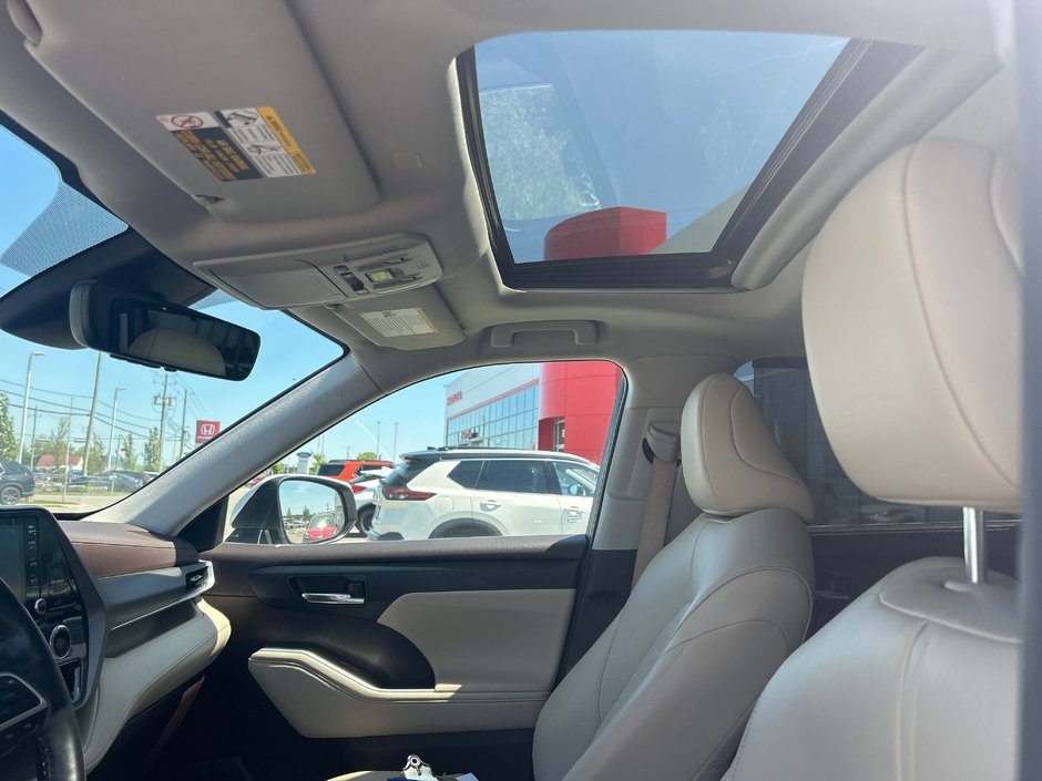 2022 Toyota Highlander XLE-11