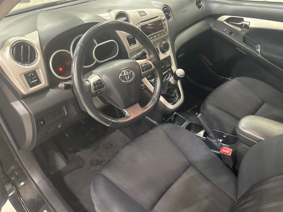 2011 Toyota Matrix-12